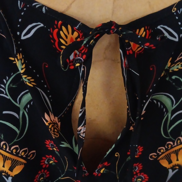 CAbi Blouse In Black Floral Print - Picture 5 of 9